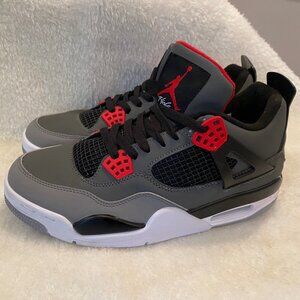 Air Jordan 4 Grey/black/red size 8.5